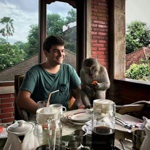 Meet your Posher, Oliver